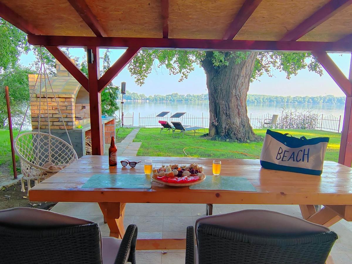 Dadula Na Dunavu Holiday home *